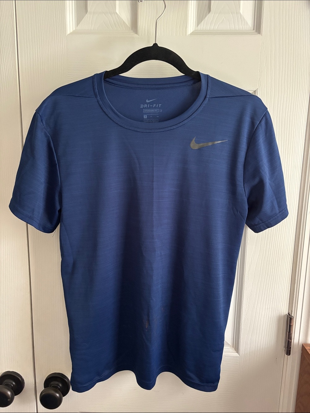 Nike Men’s Dri-FIT Short Sleeve Tee in Navy Blue with Silver Swoosh
